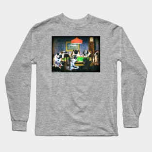 Pugs playing poker Long Sleeve T-Shirt